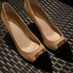 Coach 85 Patent Leather Pumps